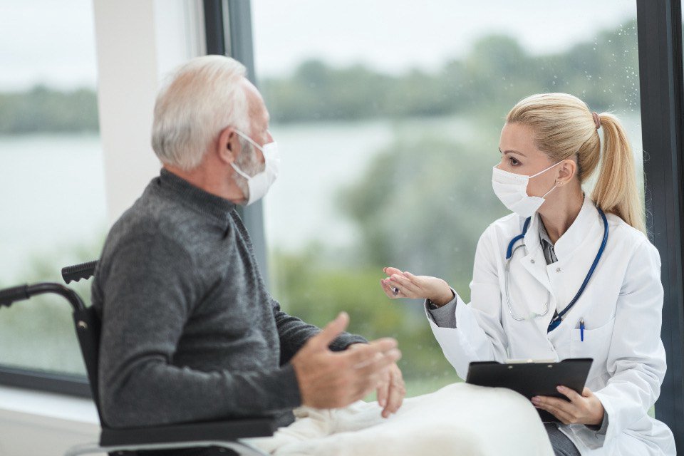 Cách xử trí khi nghi dị ứng thuốc